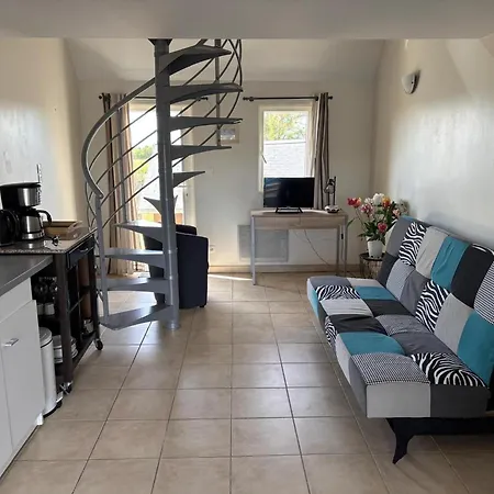 Charming Normandy Escape For Three * Courtils