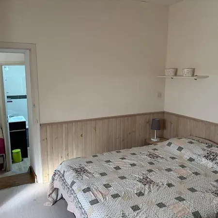 Charming Normandy Escape For Three Courtils